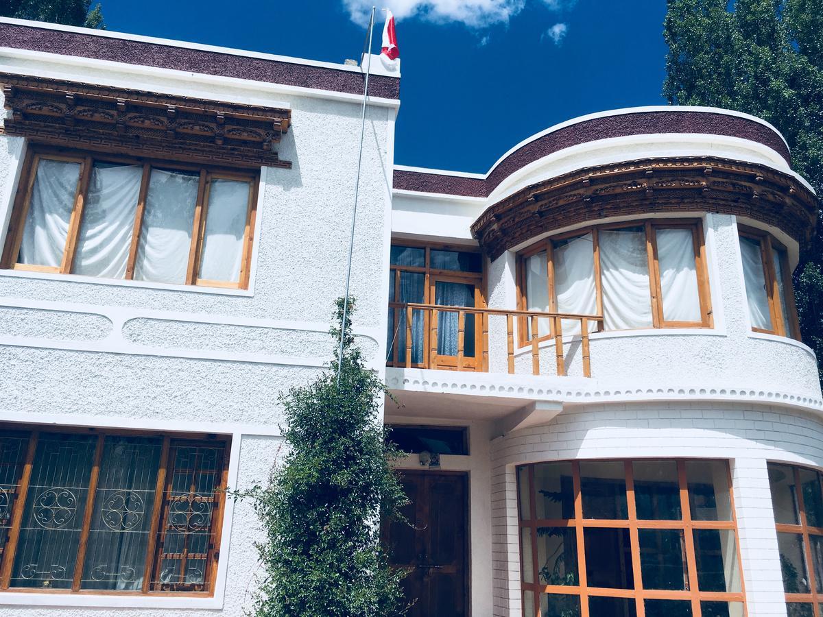 Ponyo Stays Leh Exterior photo
